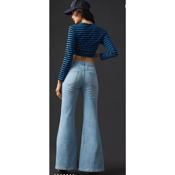 Anthropologie Pilcro Tulip Mid-Rise Flare Light Wash Stretchy Jeans Size 26 - Picture 6 of 11